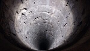 Koszt szamba betonowego: jakie kwestie wziąć pod uwagę?
